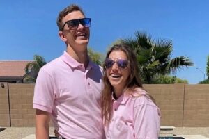 pink shirt couple breakup why